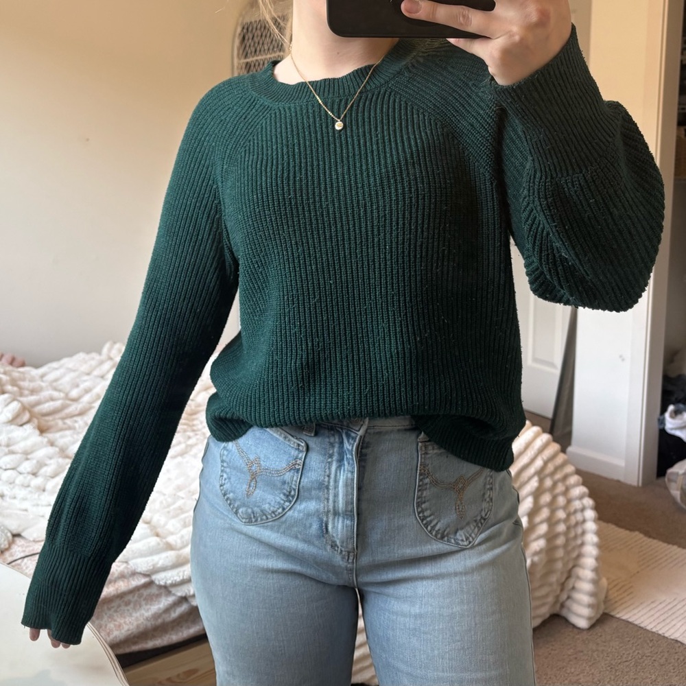 Jessica Simpson Green Crew Neck Sweater with Ribbed Texture